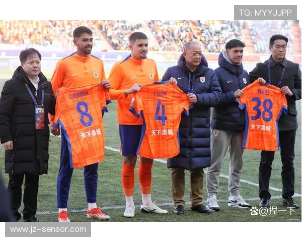 聚焦中超竞争格局探讨新赛季球队崛起动力与战术演进全面深度分析